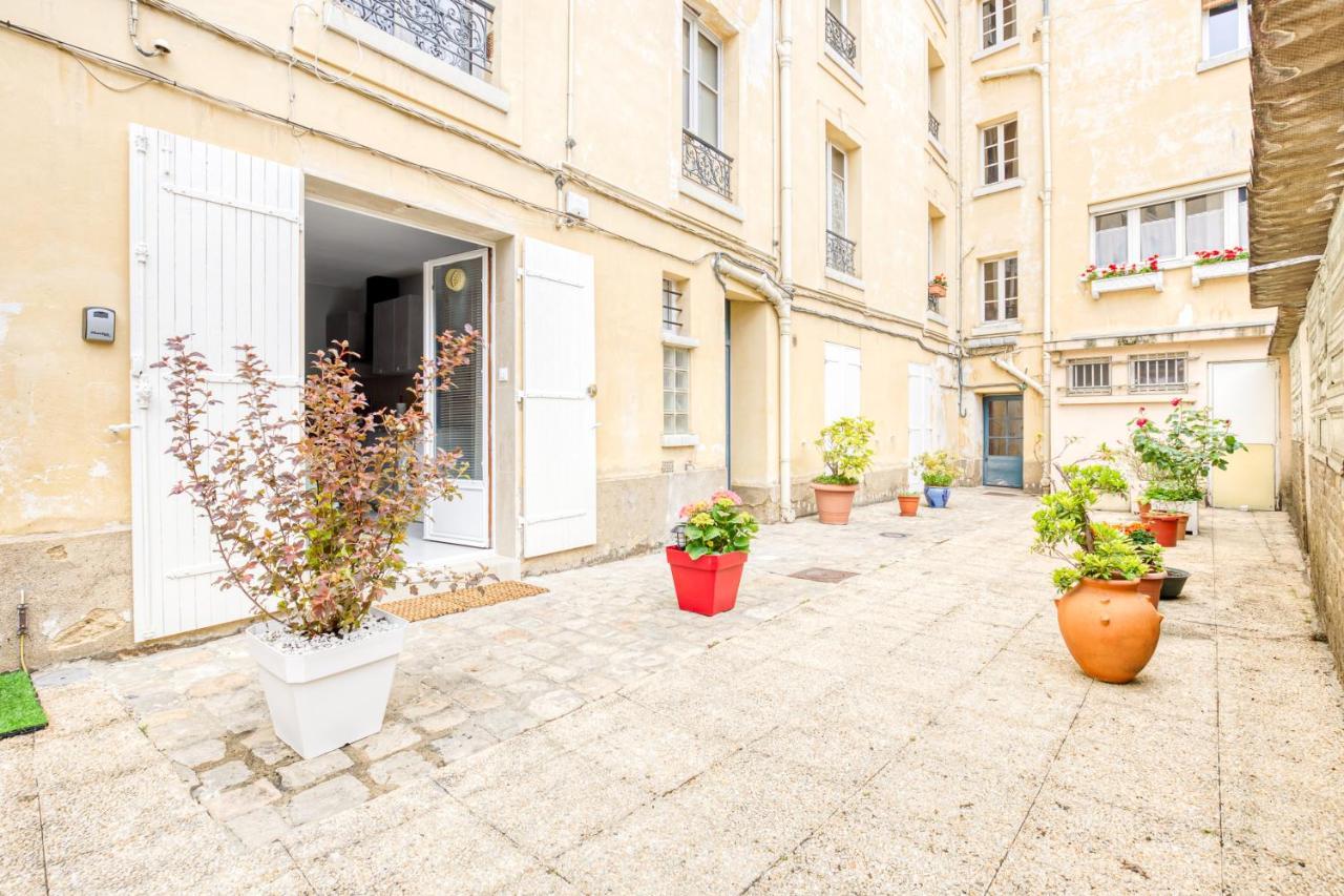 Appartement Fleur de lys 5 min Château et Gare Wifi, Netflix à Versailles Extérieur photo
